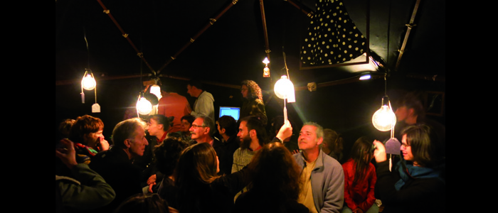 La Nuit est une couleur blanche